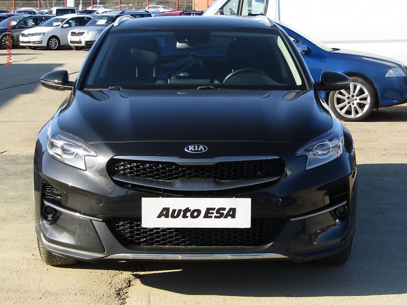 Kia XCeed (2020) 1.4 T-GDi, ČR, LED, navi - fotka 2 z 21