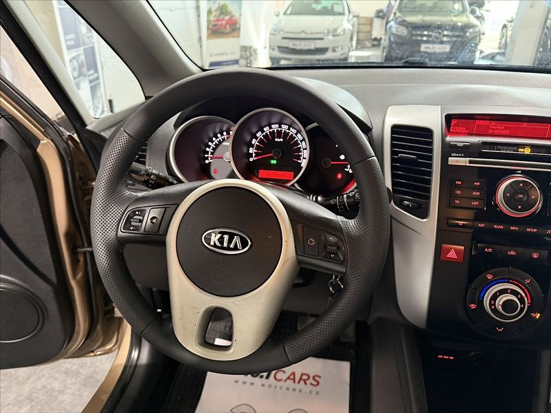 Kia Venga 1,4   i KLIMA NOVÉ ROZVODY - fotka 8 z 30