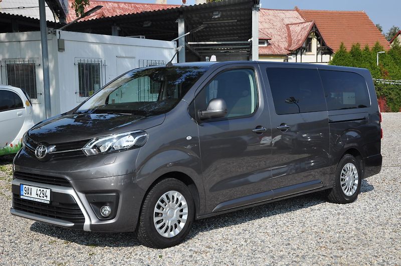 Toyota ProAce Verso 2.0D-4D 106kW L2 - fotka 1 z 21