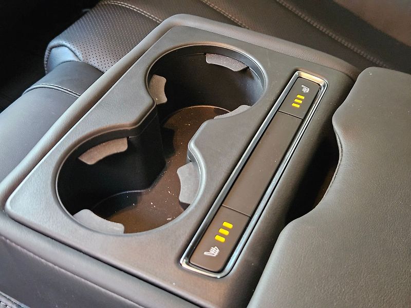 Mazda 6 2.5i, Revolution TOP,1.majitel - fotka 37 z 42