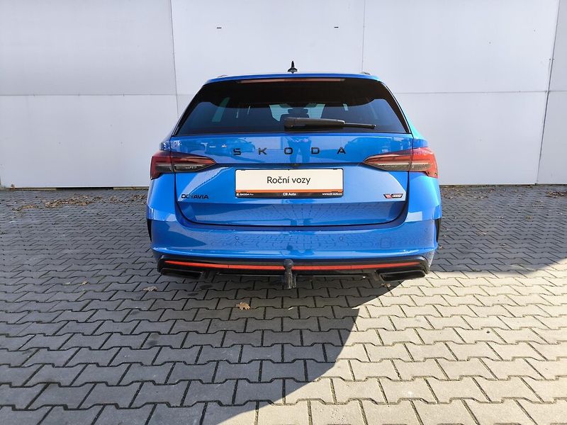 Škoda Octavia Combi DSG 2.0 TSi 195 kW RS - fotka 5 z 23