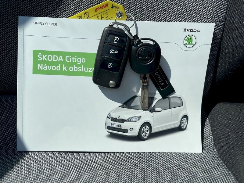 Škoda Citigo (2015) 1.0 MPI 44 kW Ambition Plus - fotka 27 z 28