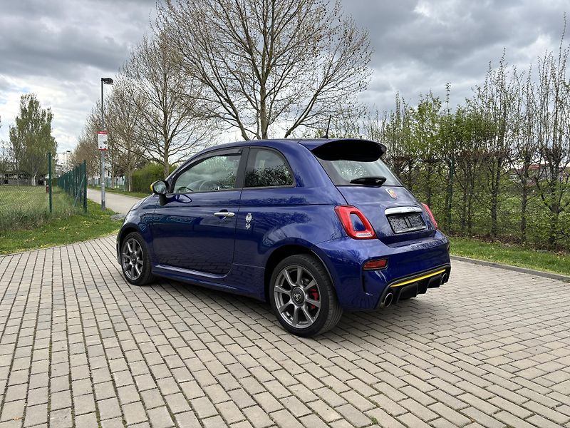 Abarth 595 1.4 595 70th Anniversary - fotka 6 z 24