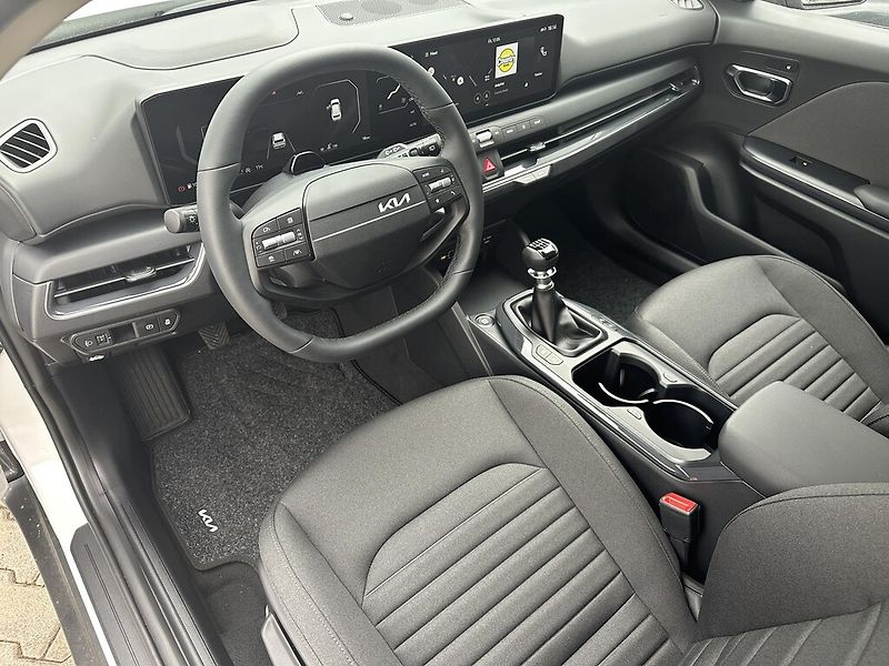Kia K4 Sportswagon (2026) 1,0 T-GDi 85 kW EXCLUSIVE - fotka 4 z 6