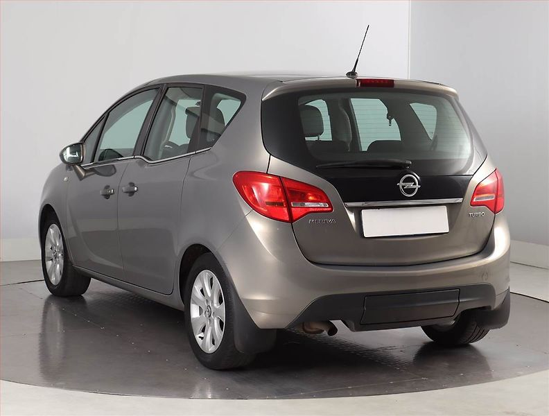 Opel Meriva (2016) 1.4 Turbo, ČR,1.maj - fotka 4 z 18