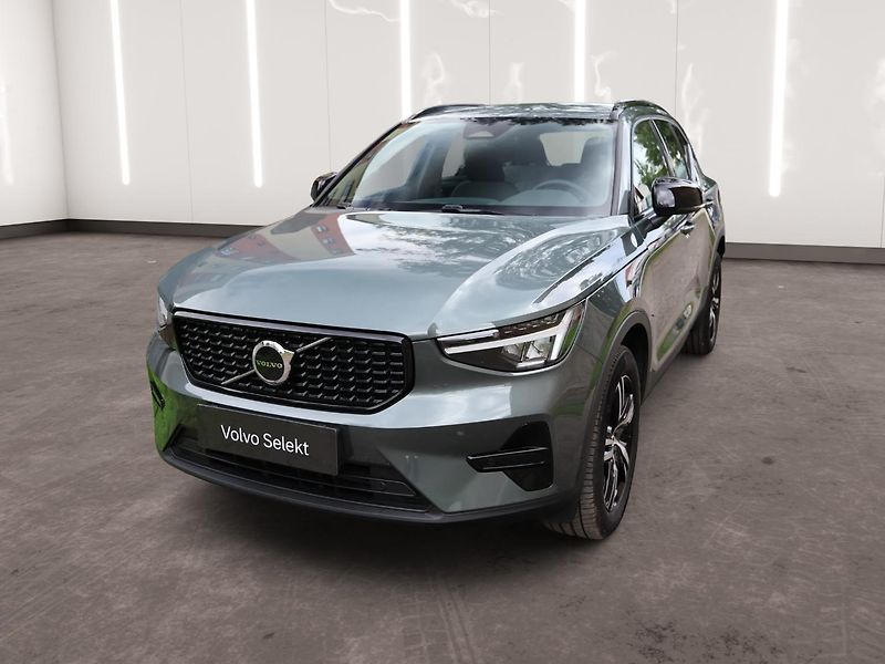 Volvo XC40 (2025) Plus, B3 Mild hybrid - fotografie inzerátu