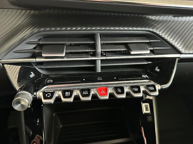 Peugeot 2008 (2026) STYLE Hybrid 110 e-DCS6 - fotka 13 z 17