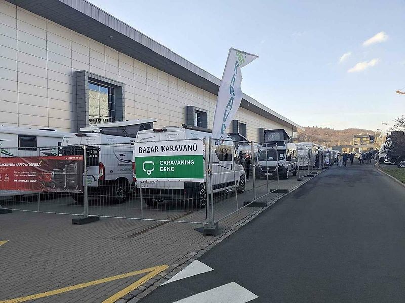 Na Caravaningu se představily expediční speciály, které zvládnou projet i Saharou