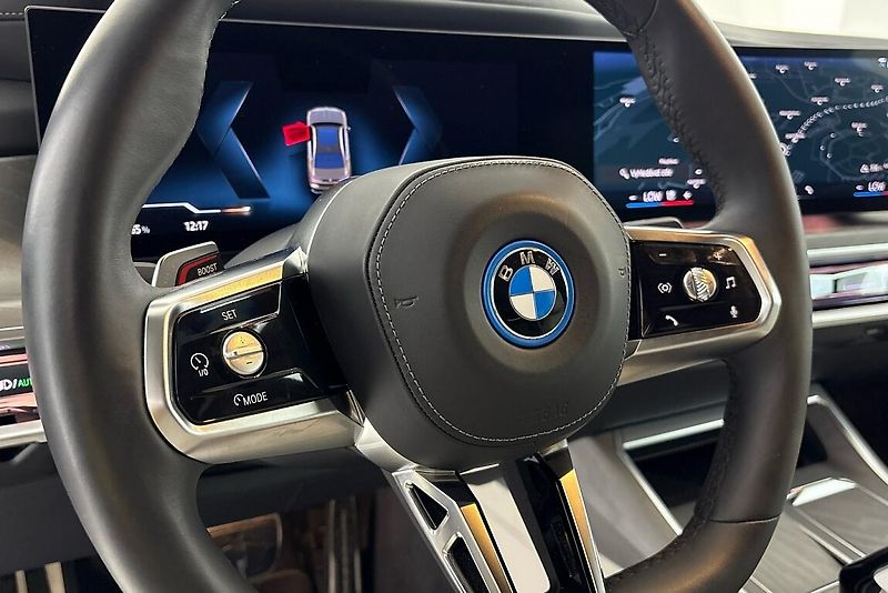 BMW i7 xDrive60 - fotka 24 z 29