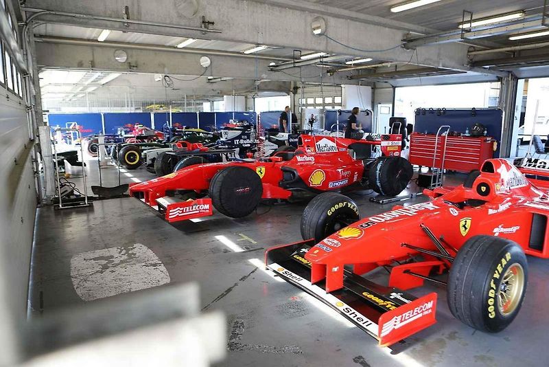 Druhý zářijový víkend patřil na Automotodromu Brno tradiční události Masaryk Racing Days.