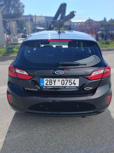 Ford Fiesta (2022) 1,0 EcoBoost Titanium 74 kW 6 - fotka 5 z 20