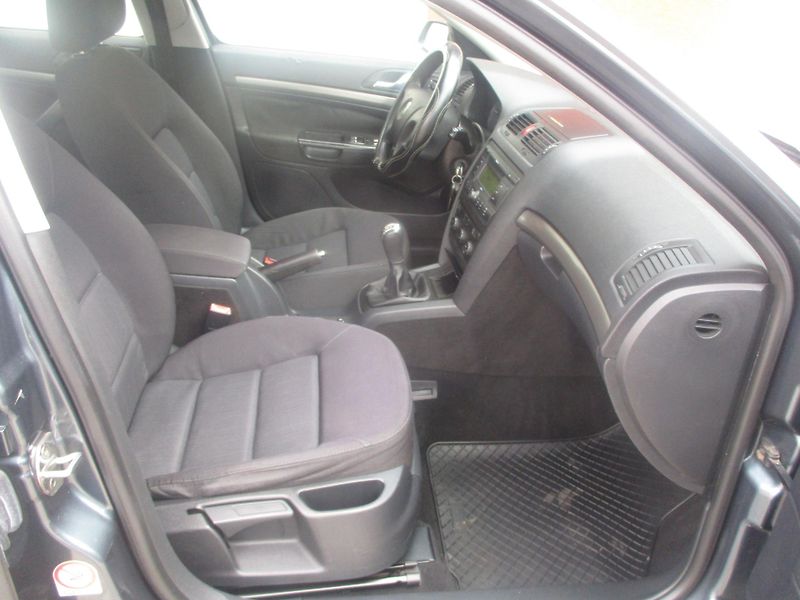 Škoda Octavia 1.9 TDi - fotka 14 z 28