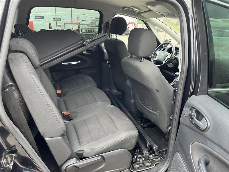 Ford S-MAX 2,0 TDCi 7.MÍST KLIMA 2x KOLA - fotka 12 z 41