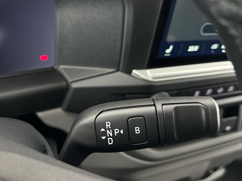 Volkswagen Transporter (2025) 83 kWh - fotka 20 z 27