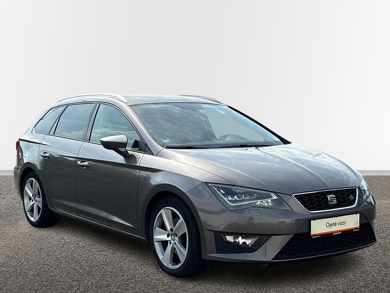 Seat Leon ST FR - fotka 14 z 26