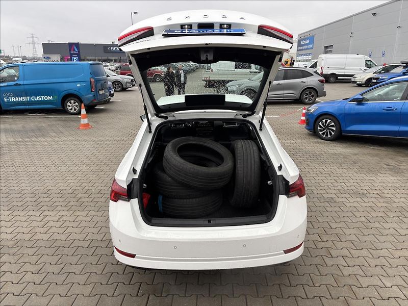 Škoda Octavia 2,0 TDI 85kW Style - fotka 12 z 36