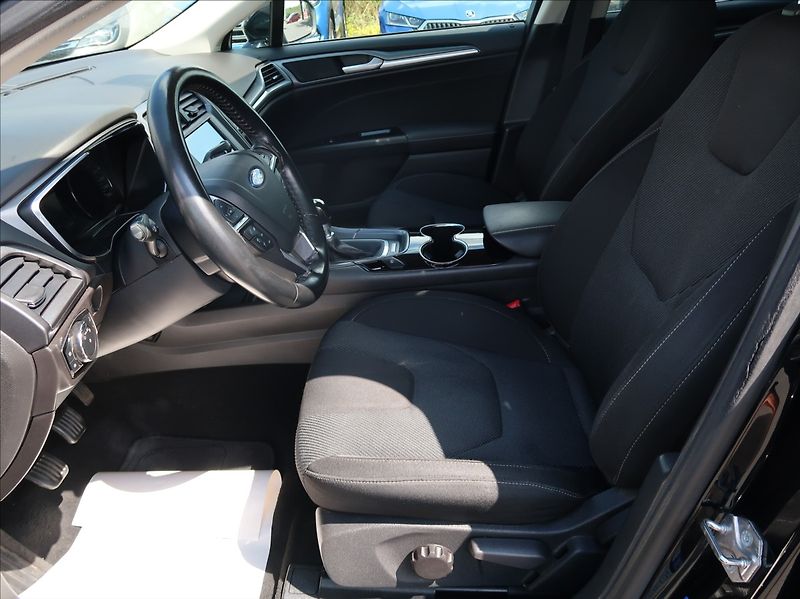 Ford Mondeo 2,0 TDCi,110kW,Aut.klima,navi - fotka 12 z 24