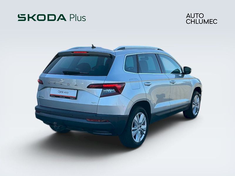 Škoda Karoq (2019) 2.0 TDI DSG 4x4 STYLE - fotka 2 z 20