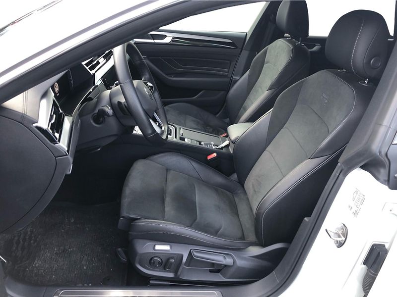 Volkswagen Arteon SB R-Line 2,0 TDI 7DSG 4MOT - fotka 11 z 30