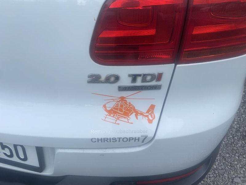 Volkswagen Tiguan (2014) 2.0 TDI - R-line CUP 4x4 - fotka 10 z 47