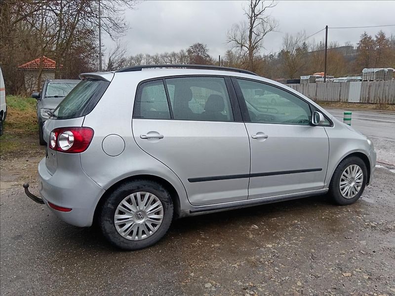 Volkswagen Golf Plus 2,0 TDi CR DSG  Trendline - fotka 13 z 24
