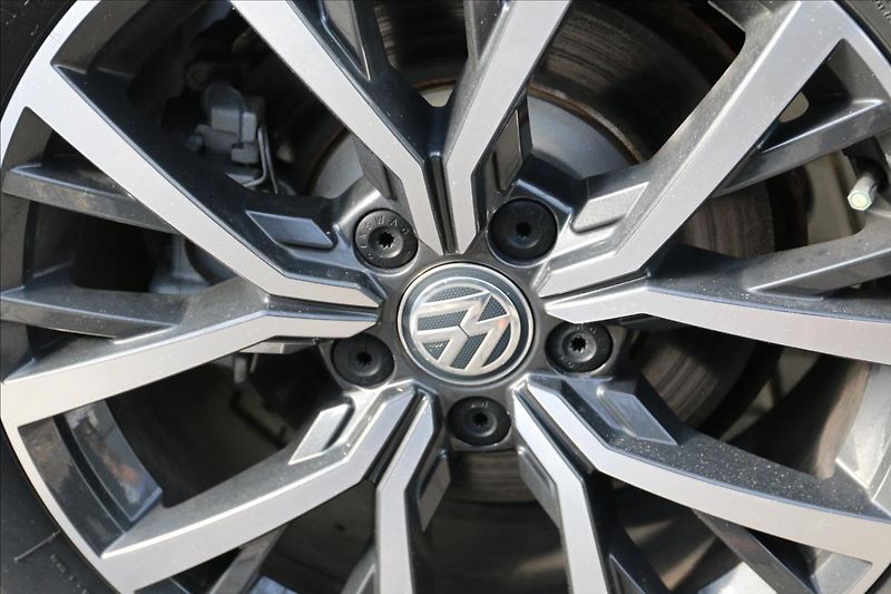 Volkswagen Tiguan Allspace 2,0 Tsi, 4motion, 7míst - fotka 9 z 44