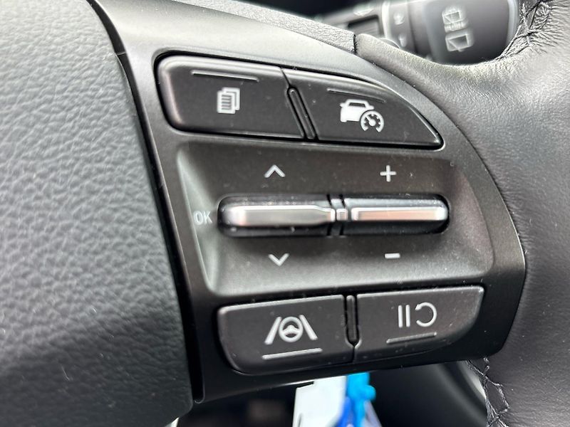 Hyundai i30 Smart DCT - fotka 23 z 25