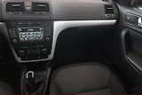 Škoda Yeti (2011) 2.0 TDI, 4X4, Xenony - náhled 8