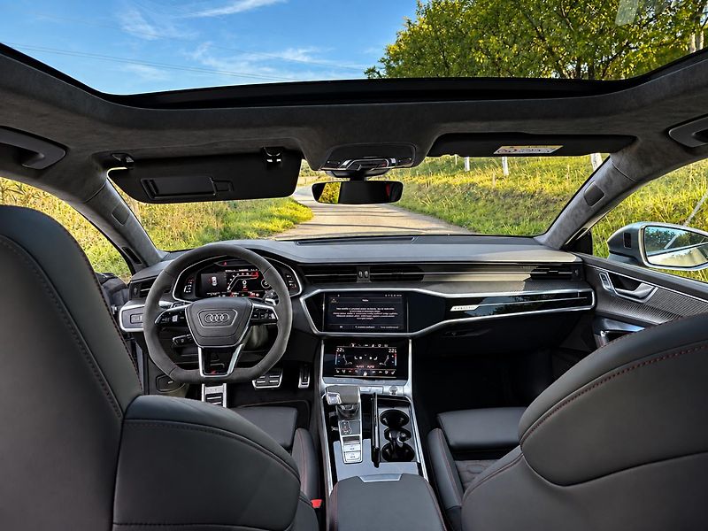 Audi RS 7 (2022) Matrix+laser, HUD, ACC, vyfuk - fotka 8 z 11