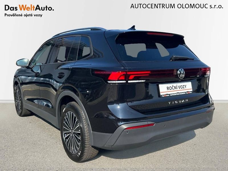 Volkswagen Tiguan (2024) 2.0 TDI 7DSG Life - fotka 24 z 32