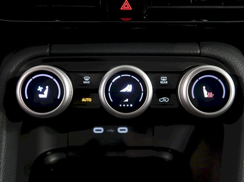 Škoda Kodiaq (2026) EXCLUSIVE 2.0TDI 142KW 4x4 DSG - fotka 41 z 49