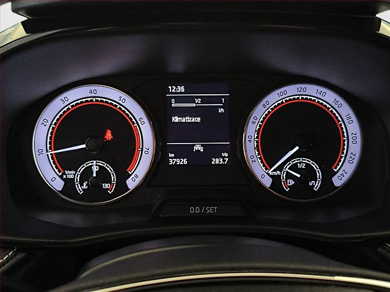 Škoda Fabia (2023) Monte Carlo 1.0 TSI - fotka 11 z 19
