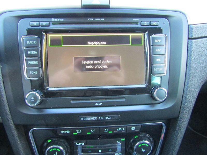 Škoda Superb (2011) 2.0 TDI 103kW  BEZ KOROZE - fotka 38 z 41