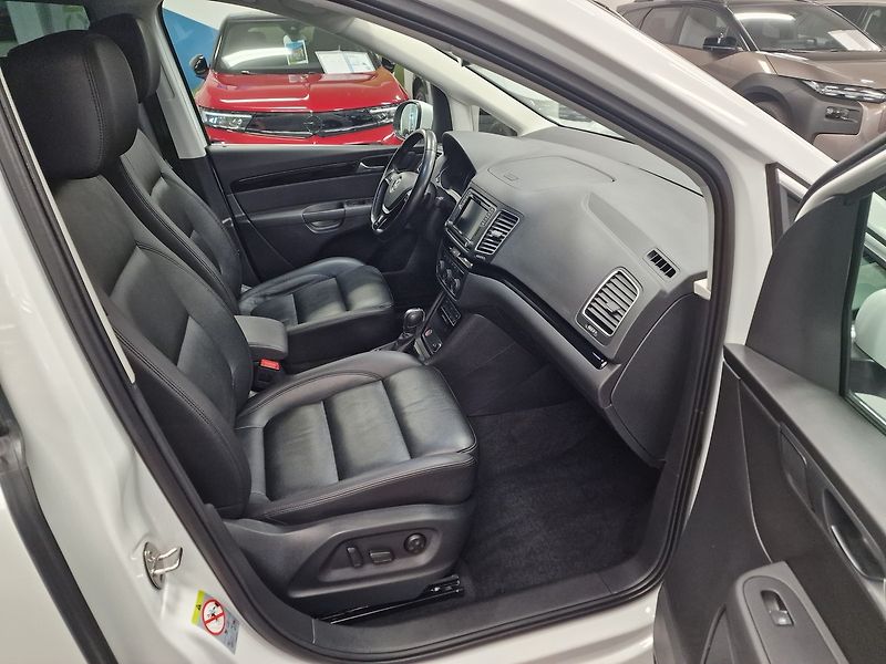 Volkswagen Sharan (2020) 130kW 4M GT DSG 2020 | Záruka - fotka 35 z 73