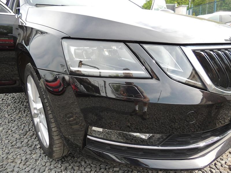 Škoda Octavia (2019) 2.0TSI,140kw,DSG,4x4,TZ,Style - fotka 37 z 49