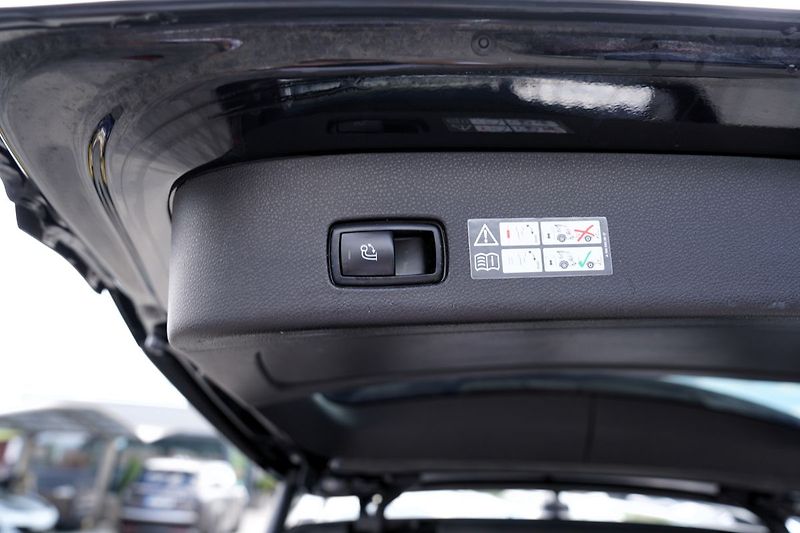 Mercedes-Benz GL 350d/4Matic/AMG/ČR/DPH - fotka 14 z 47