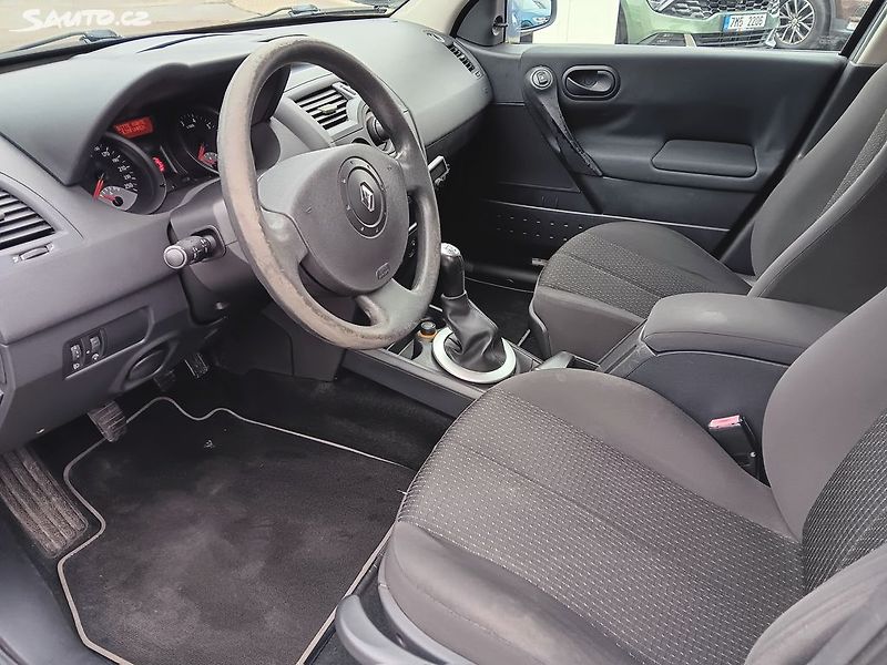 Renault Mégane 1.4 72kW - fotka 11 z 25
