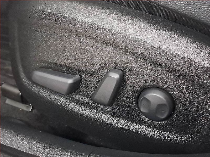 Kia Ceed (2019) 1.6 T-GDI GT, Automat - fotka 23 z 23