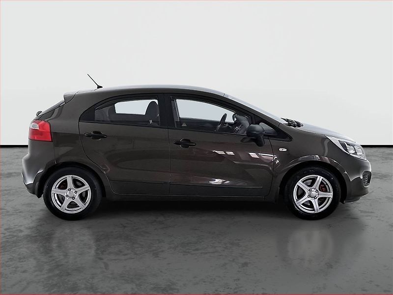 Kia Rio (2012) 1.4 CVVT - fotka 6 z 16