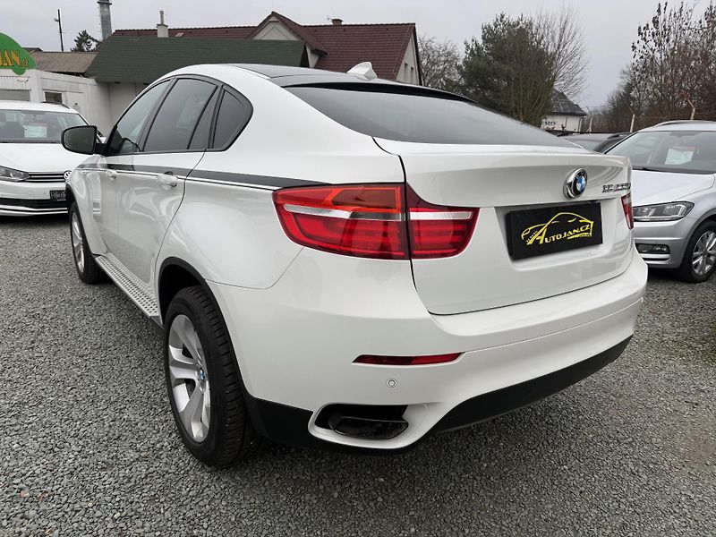 BMW X6 M50d - fotka 4 z 13