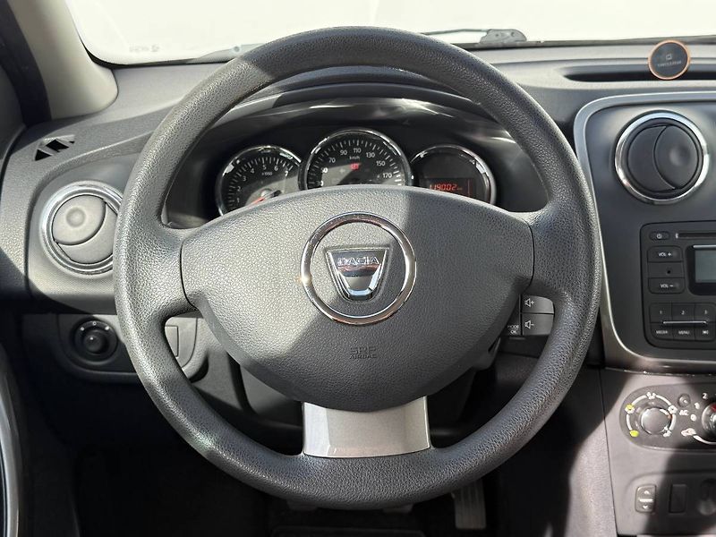 Dacia Logan (2013) 1.2 SCe 55 kW Arctica - fotka 10 z 22
