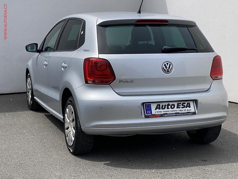 Volkswagen Polo (2010) 1.2 i, Team, park.asist - fotka 6 z 17