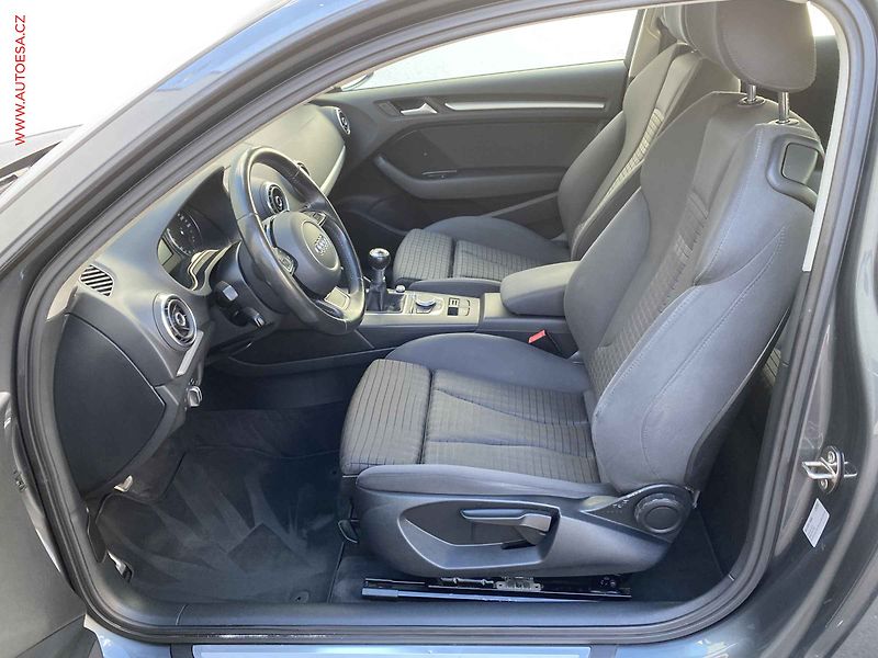 Audi A3 (2014) 2.0 TDi, Bixen, navi, TZ - fotka 9 z 20