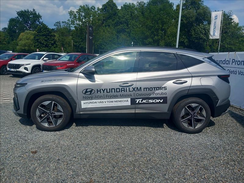 Hyundai Tucson 1,6 T-GDI MT 2WD PREMIUM - fotka 4 z 23