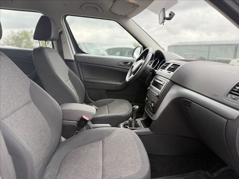 Škoda Yeti 1,2 TSI 77kW KLIMA TAŽNÉ - fotka 20 z 22