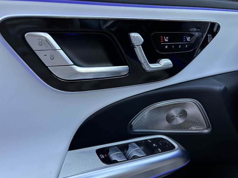 Mercedes-Benz Třídy E 300 e kombi EQ AMG Night - fotka 13 z 18