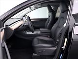 Tesla Model Y LR AWD sOH 92% 1.Maj DPH - náhled 11