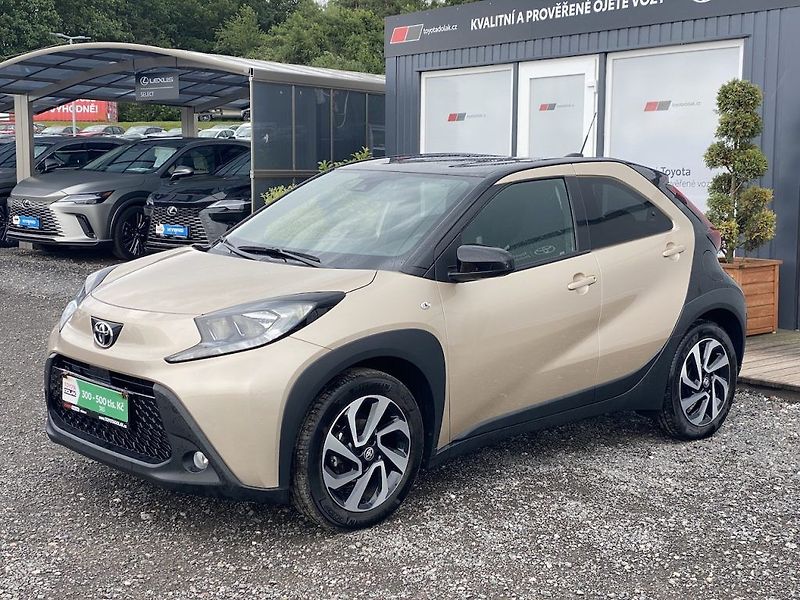Toyota Aygo 1.0i, ČR-1m, Style, DPH - fotka 4 z 16
