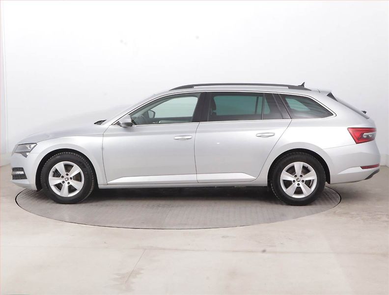 Škoda Superb (2021) Ambition 2.0 TDI - fotka 3 z 17