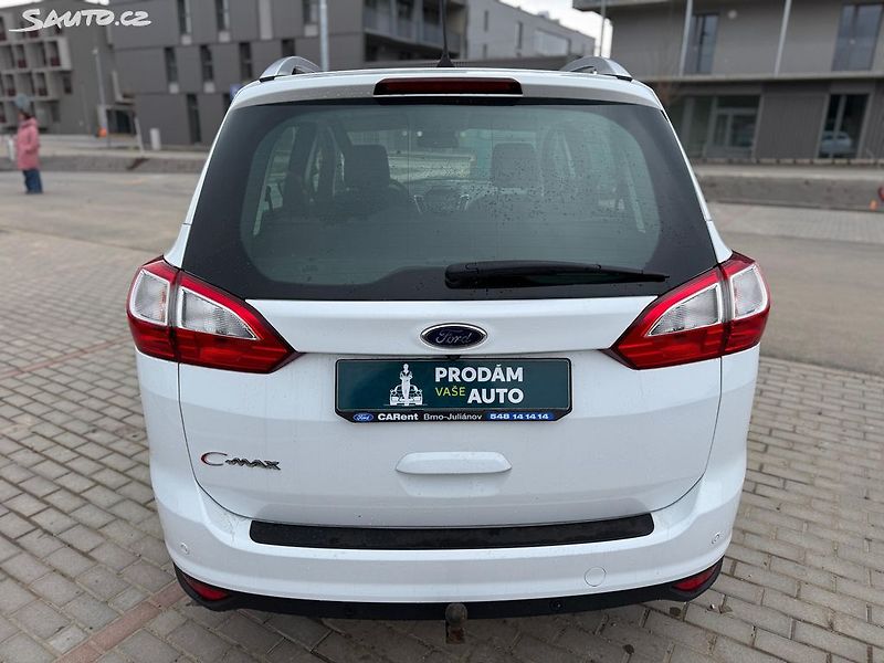 Ford Grand C-MAX 2.0TDCi 110kW kamera - fotka 7 z 28